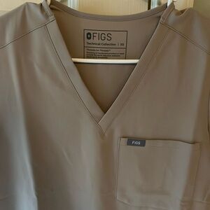 Figs Catarina one pocket scrub top-regular fit